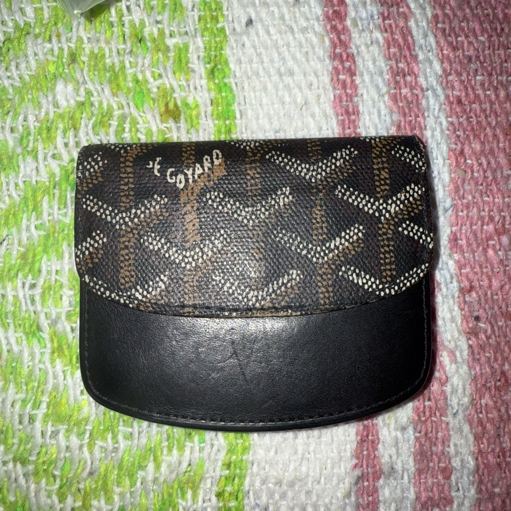 Goyard coin purse/ small travel wallet comes with COA